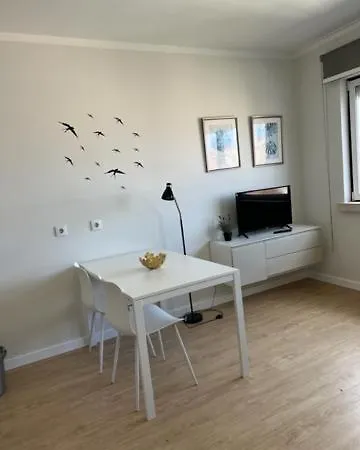 New Aqueduct View Romantic In Campolide - 2b Apartment Lisbon